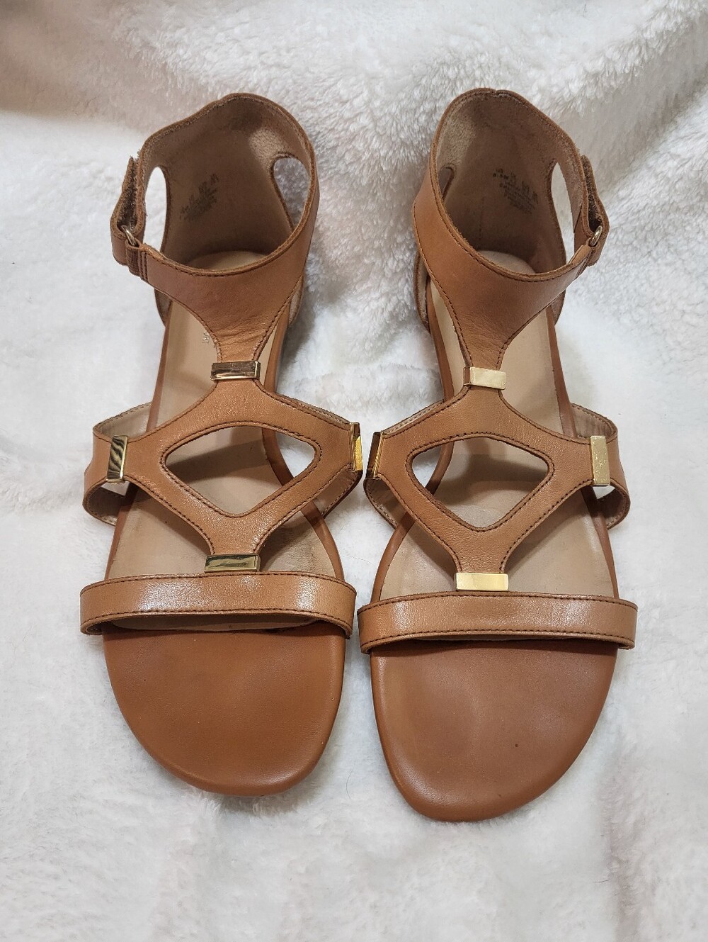 Naturalizer Tan Leather Cutout Sandals with Gold Accents